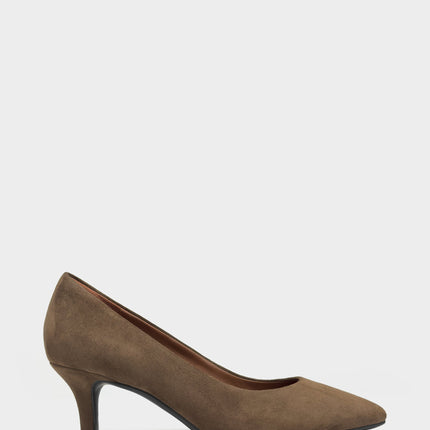 Elil in Brown