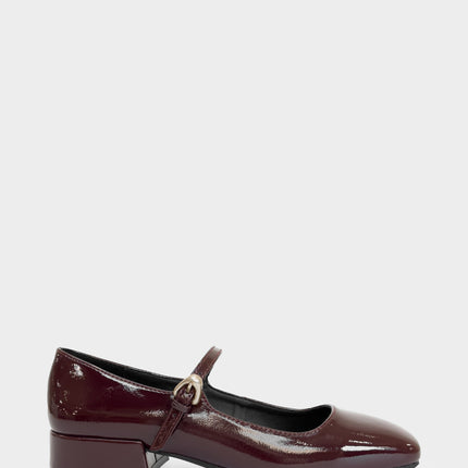 Isannah in Merlot