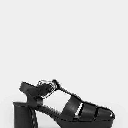 Soave in Black